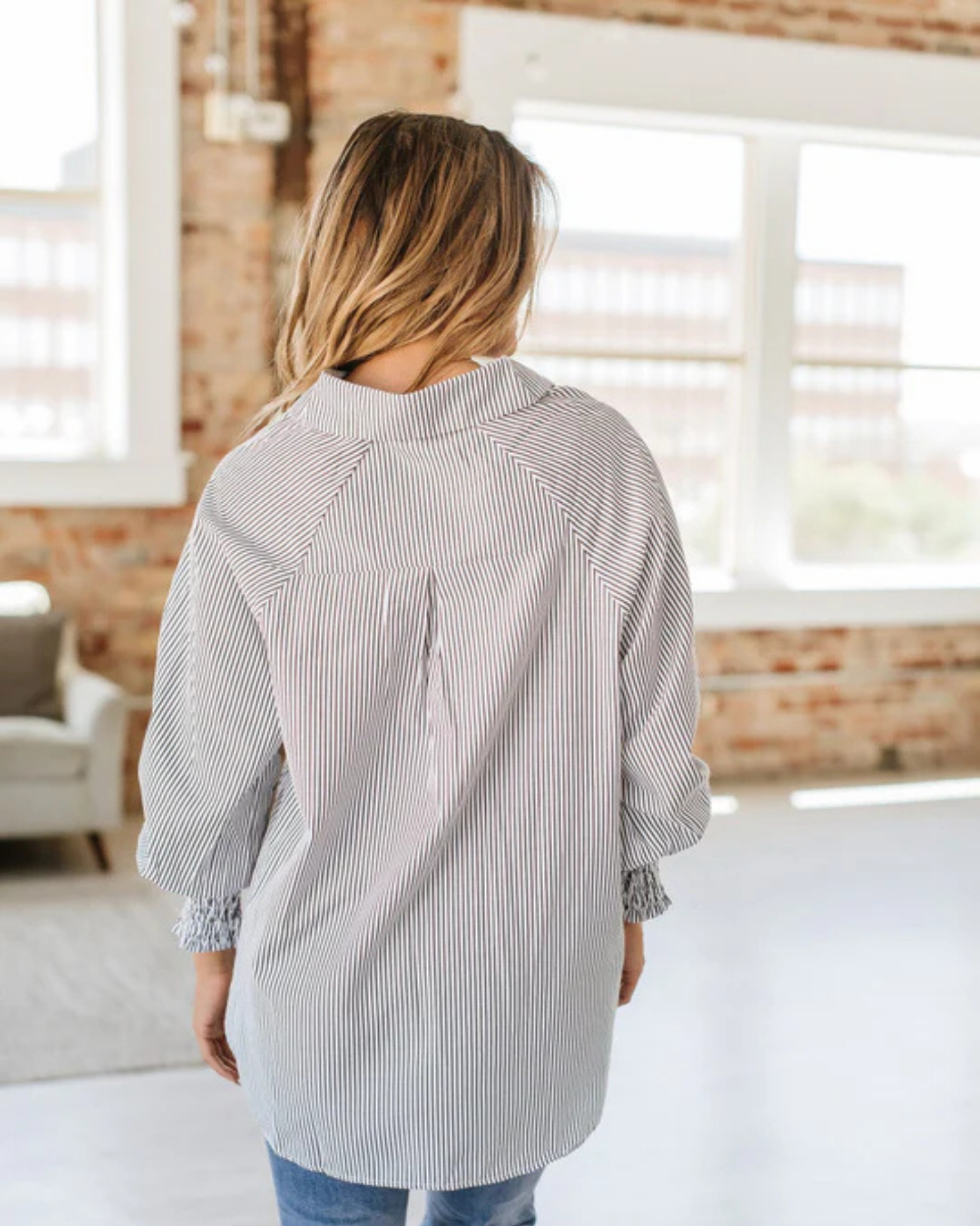 Bubble Pocket Button Down