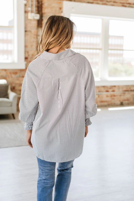 Bubble Pocket Button Down